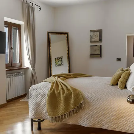 Scappo In Umbria, L'incanto 아파트